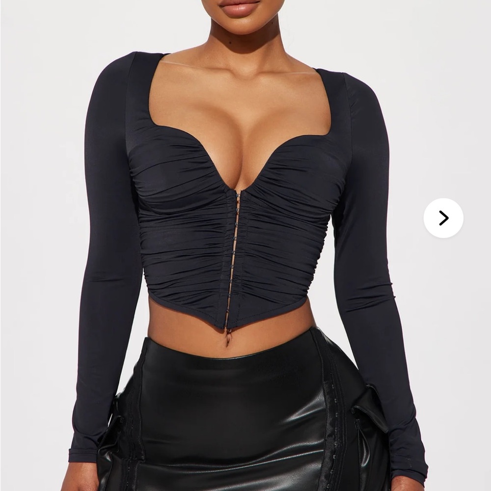 Fashion Nova Elegant Black Long Sleeve Ruched Top
